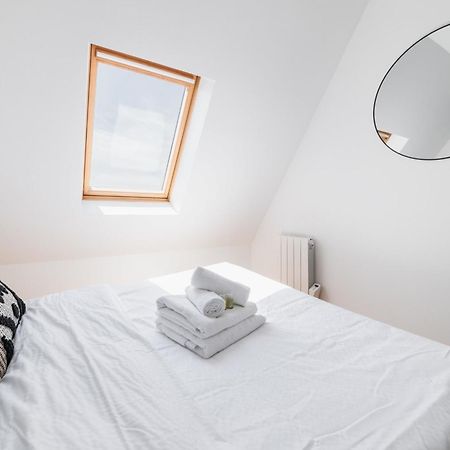 Ferienwohnung 2 Pieces Refait A Neuf Dernier Etage - Paris 19 - 4P - Flat-Guest Exterior foto